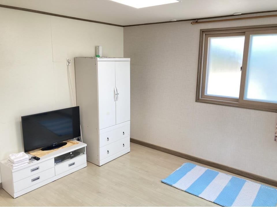 Taean JiYu Ne Pension Bed and Breakfast in South Korea