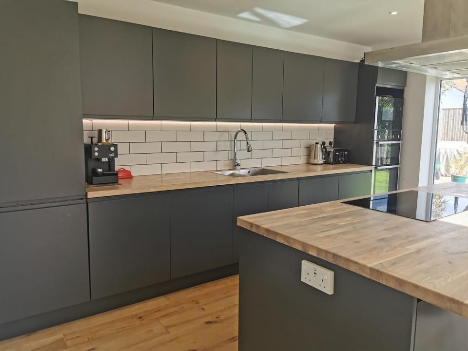 Iona – Bracklesham Bay Vacation rental in Chichester District