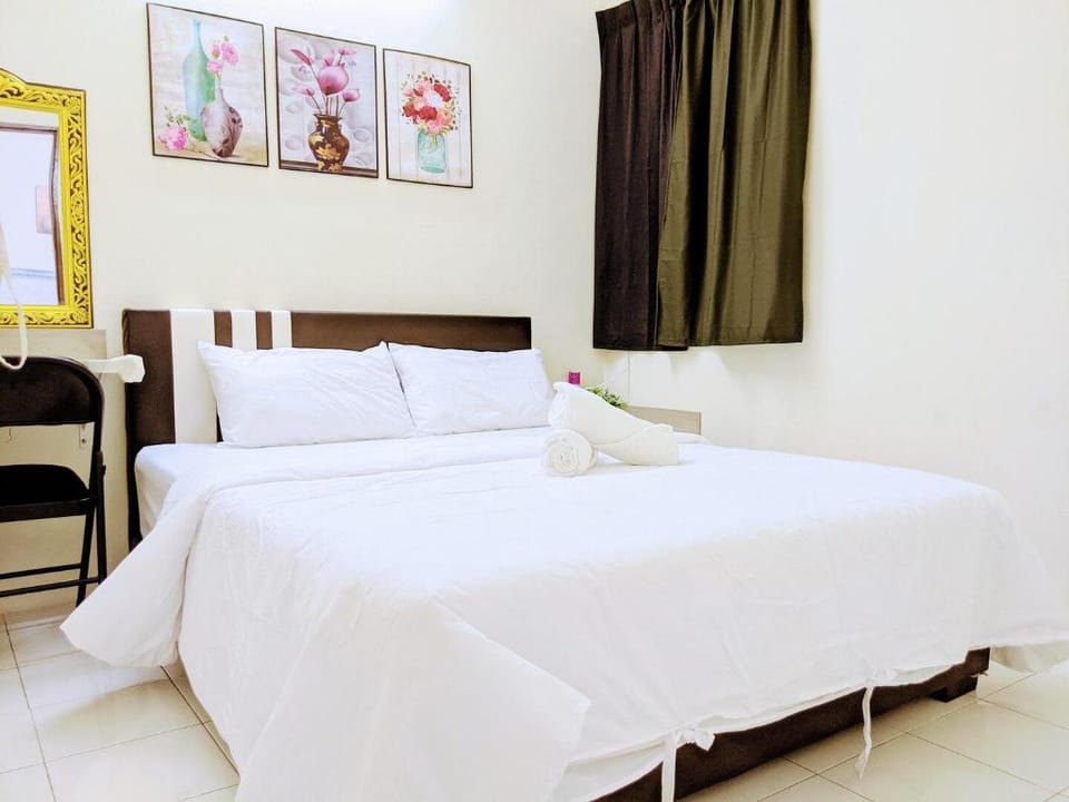 ManLi Homestay Ipoh @ 4 Bedrooms, Washer & Kitchen Vacation rental in Ipoh