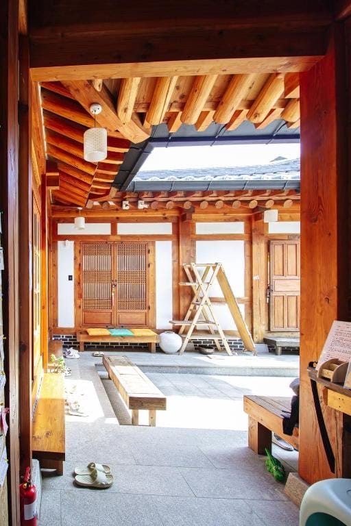 Jeonju Hanok Maeul Deoksugoong (Korea Quality) Bed and Breakfast in South Korea
