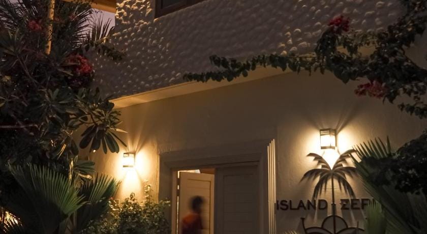 Island zephyr Hotel in Maldives