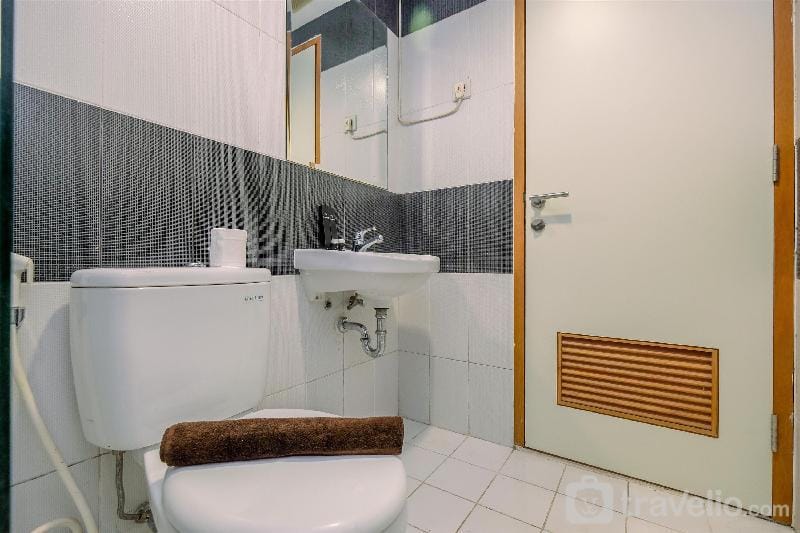 Nice 2BR at Cinere Bellevue Apartment By Travelio Apartment in South Jakarta City