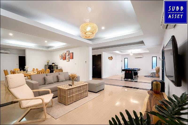 Private Modern PoolVilla for 25 Persons | Huahin Villa in Nong Kae