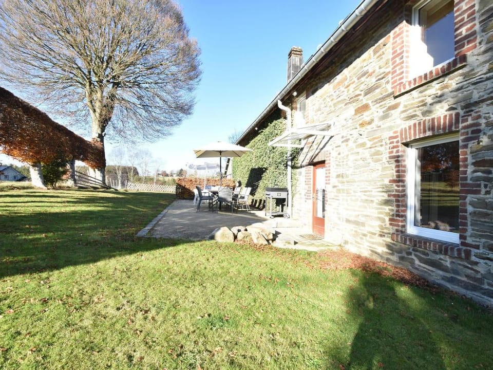Cottage in Kuchelscheid with Terrace Vacation rental in Monschau