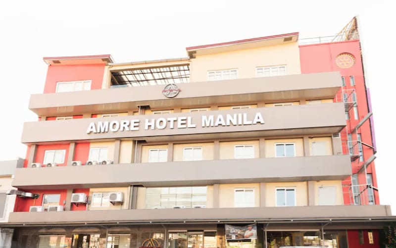 AMORE HOTEL - DELUXE (PWD) Vacation rental in Muntinlupa