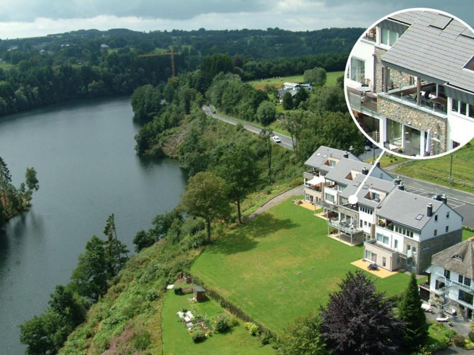 Robertville Lakeview Escape Apartment in Wallonia, Belgium