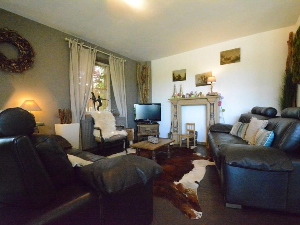 Forest Cottage, Jehonville Vacation rental in Wallonia, Belgium