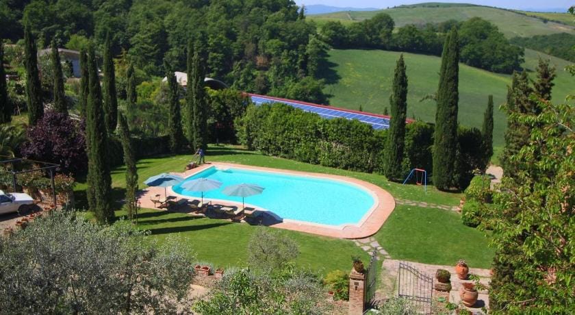 Farmhouse in Montalcino with Pool and Garden Vacation rental in Tuscany
