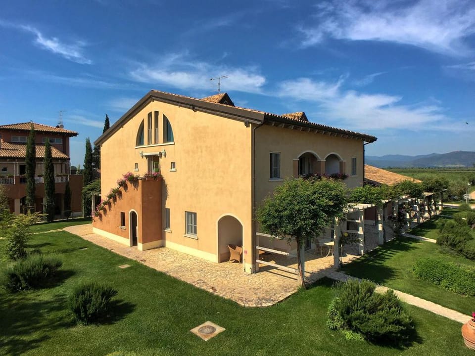 Awesome home in Toscana w/  Vacation rental in Tuscany