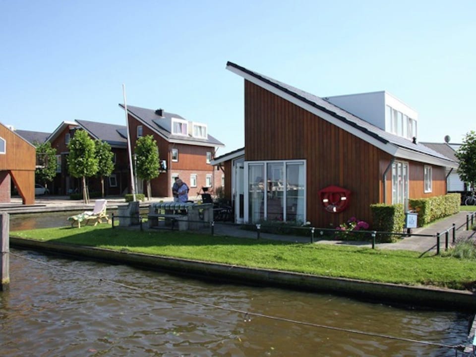 House by Uitgeestermeer with Garden Vacation rental in North Holland (province)