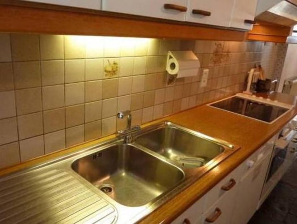 Cozy Weris cottage retreat Vacation rental in Wallonia, Belgium