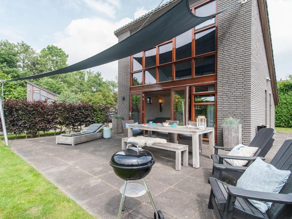 Modern holiday home between Schoorl and Bergen Vacation rental in Bergen