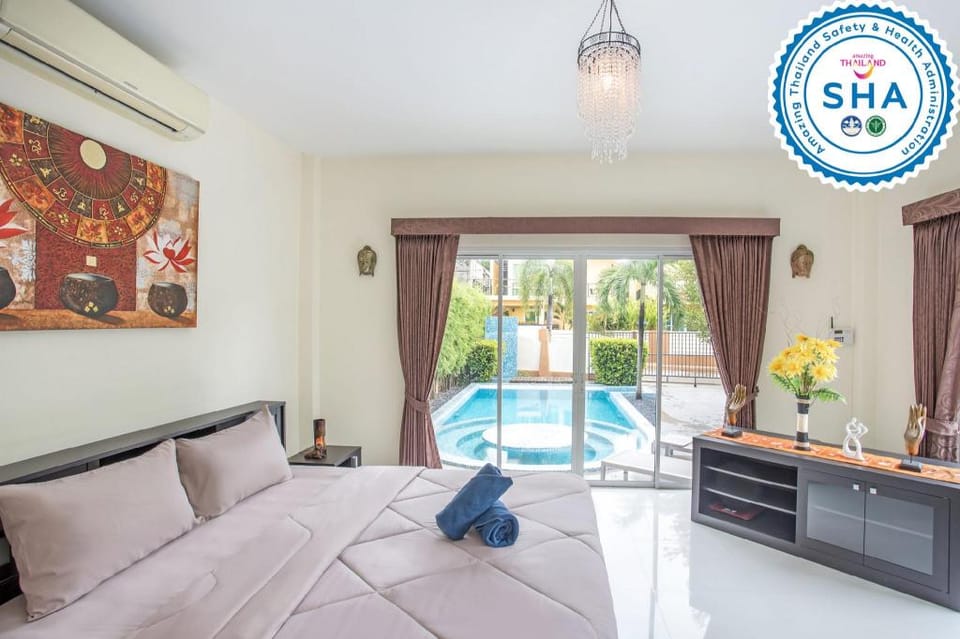 Family Pool Villa Platinum*Gated Residence*Naiharn Villa in Rawai