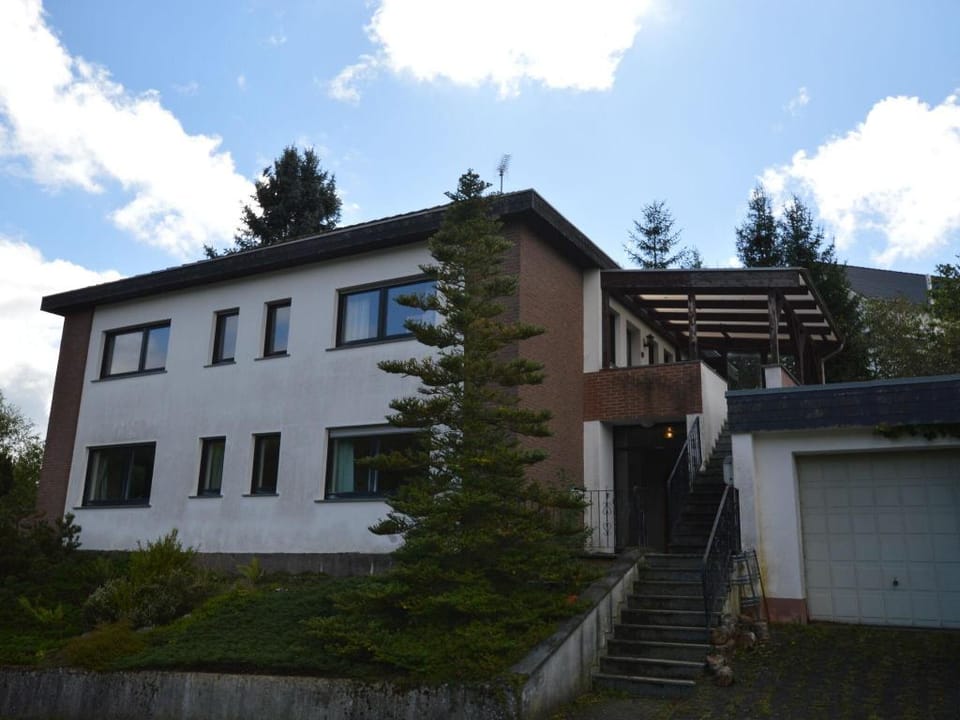 Modern Holiday Home in Eifel with Sauna Vacation rental in Stadtkyll