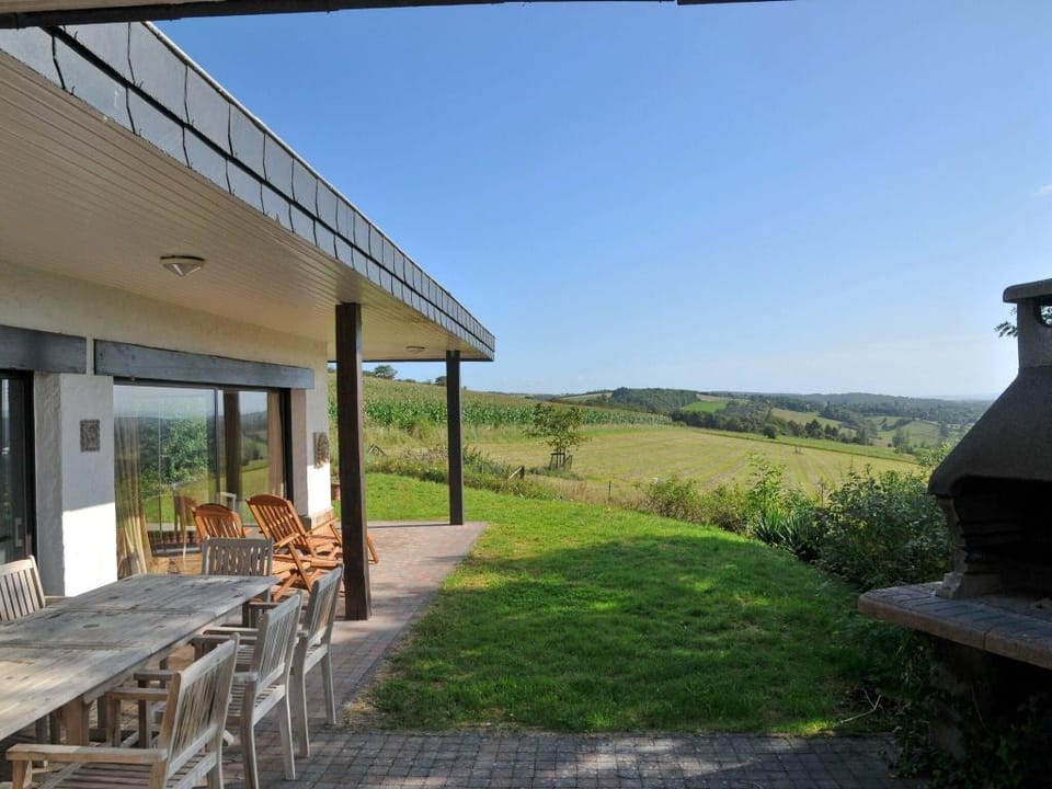 House in Somme-Leuze near Ardennes Hills Vacation rental in Wallonia, Belgium