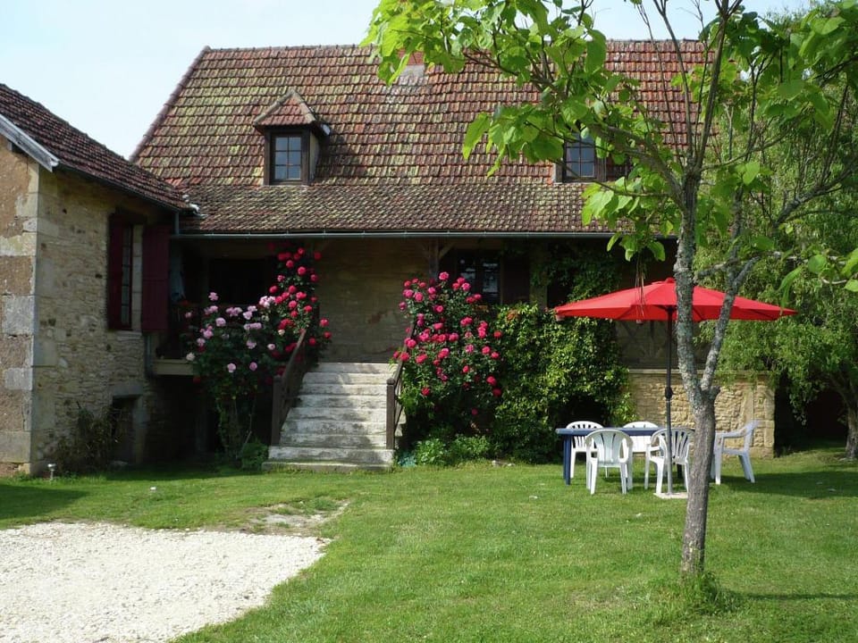 Comfortable holiday home with private pool Vacation rental in Occitanie