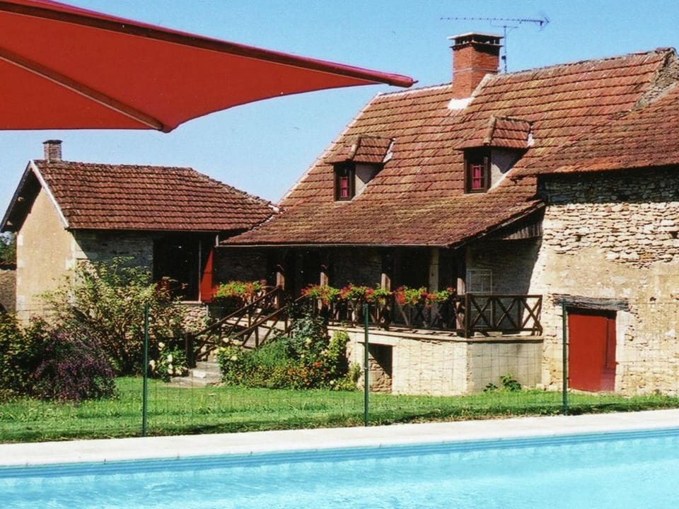 Comfortable holiday home with private pool Vacation rental in Occitanie