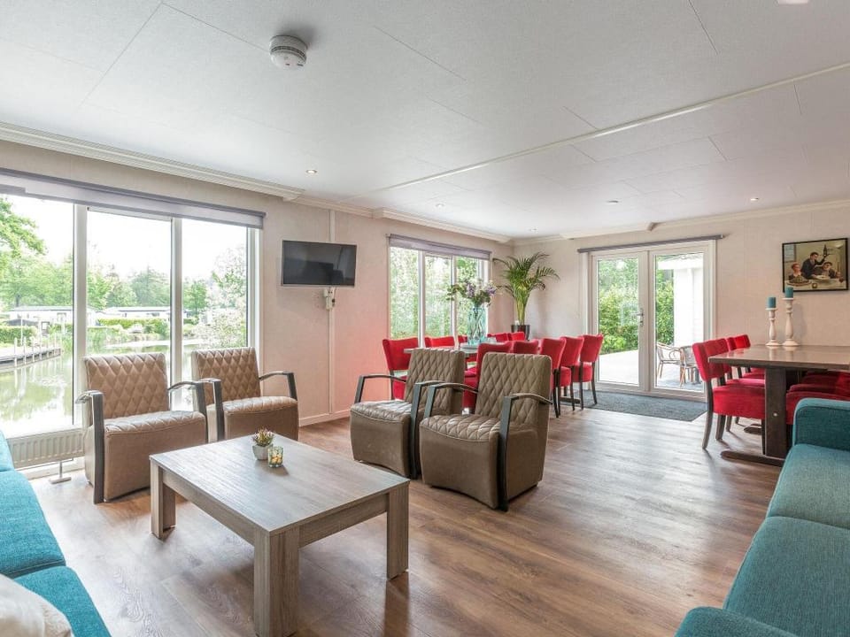 Beachfront Stay for Groups Vacation rental in Drenthe (province)