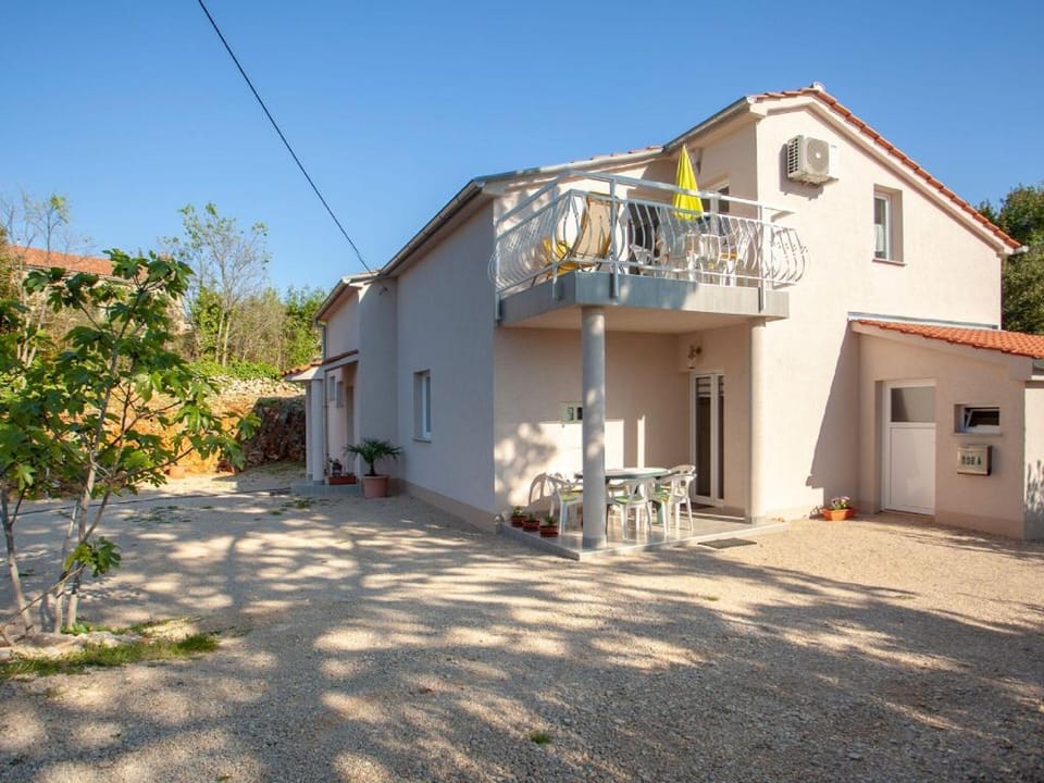 Apartment in Sveti Vid near the Adriatic Apartment in Primorje-Gorski Kotar County