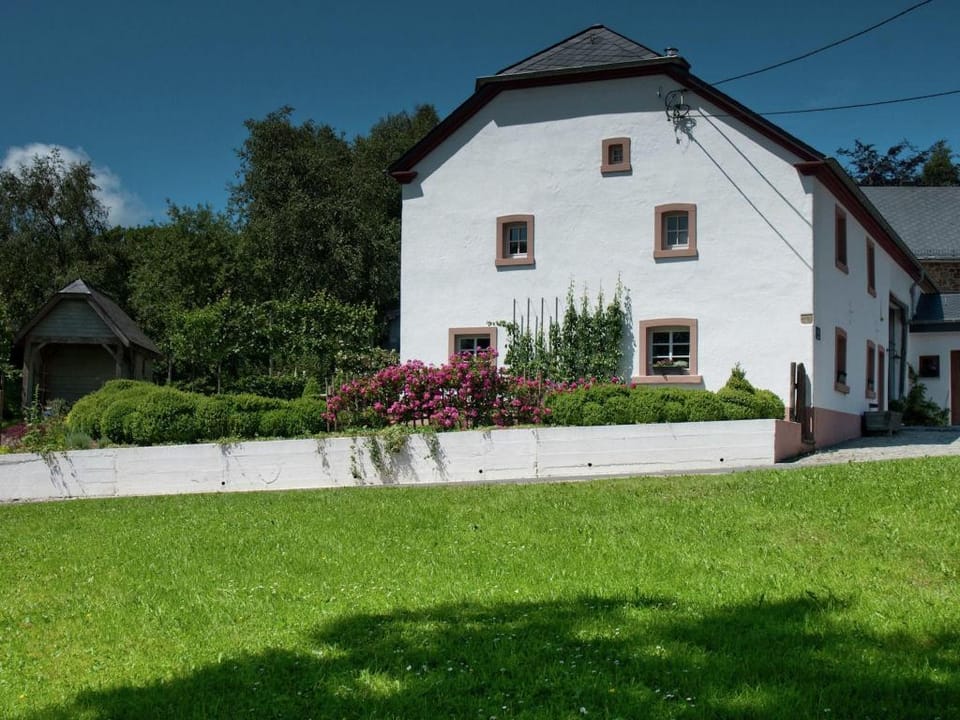 Holiday Home in Bullange with Sauna Vacation rental in Wallonia, Belgium
