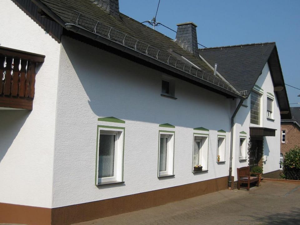 Kyll Valley Forest Apartment Apartment in Rhineland-Palatinate