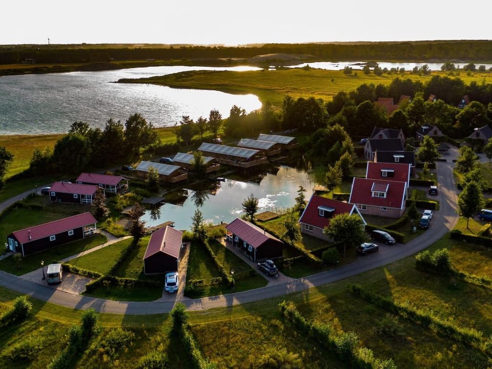 Waterfront Safari Tent Luxury tent in Flevoland, Netherlands