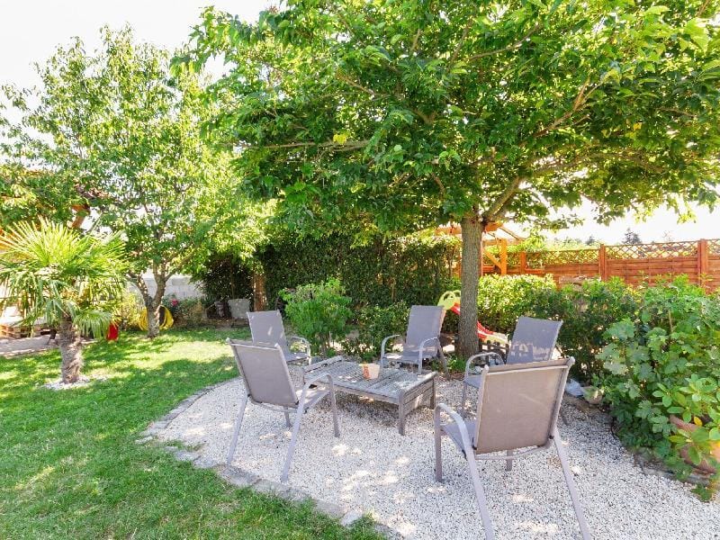 Countryside holiday home with pool Vacation rental in Auvergne-Rhône-Alpes