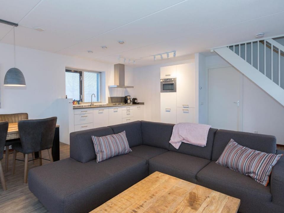 Lakebeach Holiday in Langelille Vacation rental in Friesland, Netherlands