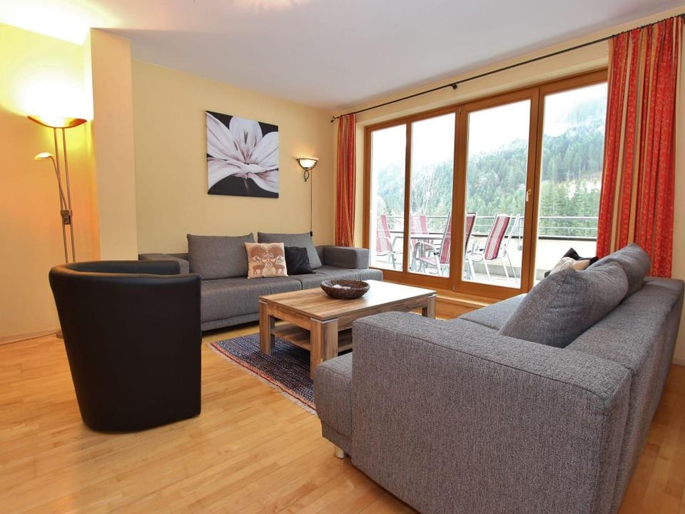 Chalet in Saalbach near Ski Lift Apartment in Salzburgerland