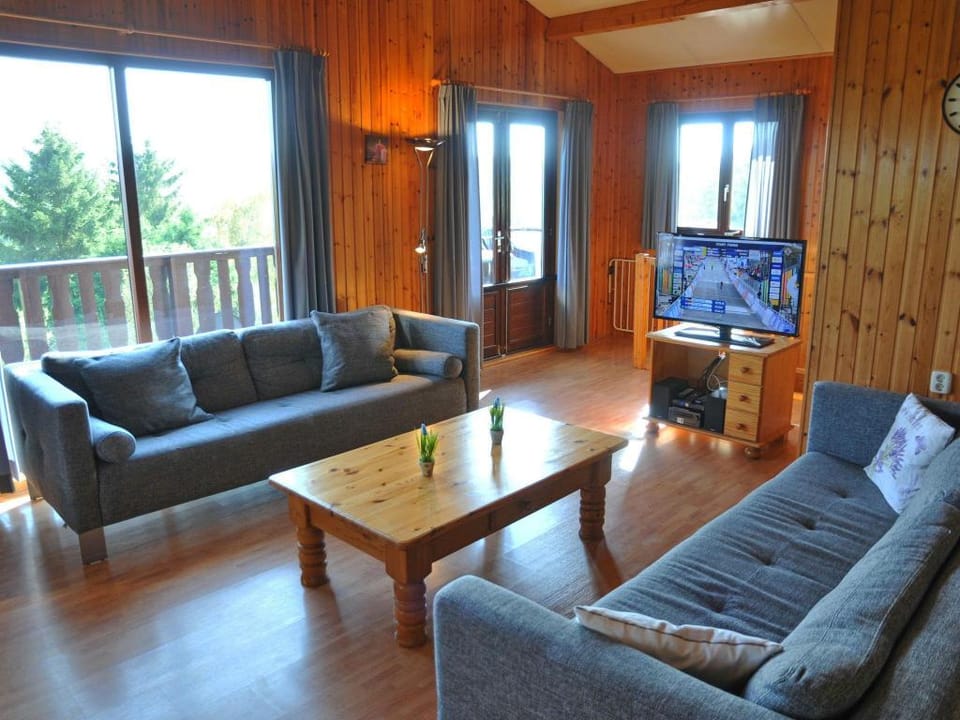 Holiday Home in Somme-Leuze with Sauna Vacation rental in Wallonia, Belgium