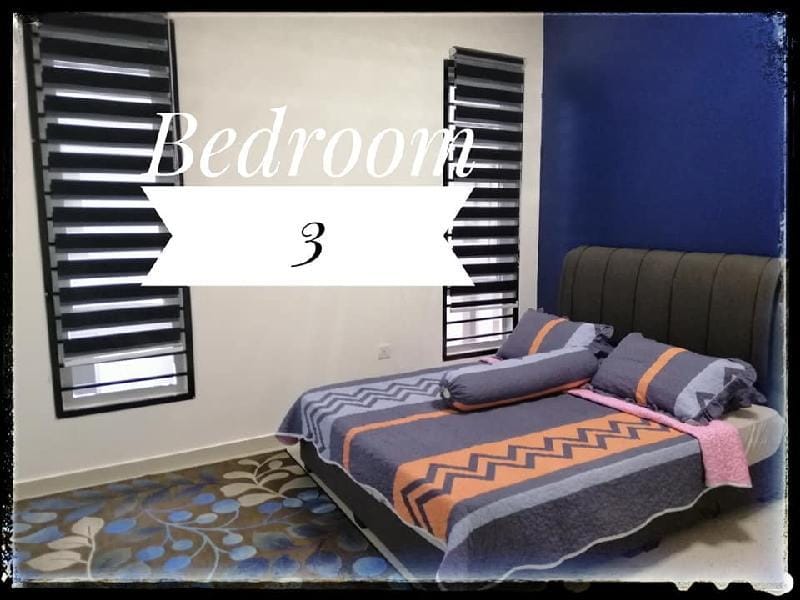 Homestay Damai,Tmn Seri Impian,Kluang[Muslim Only] Vacation rental in Johor