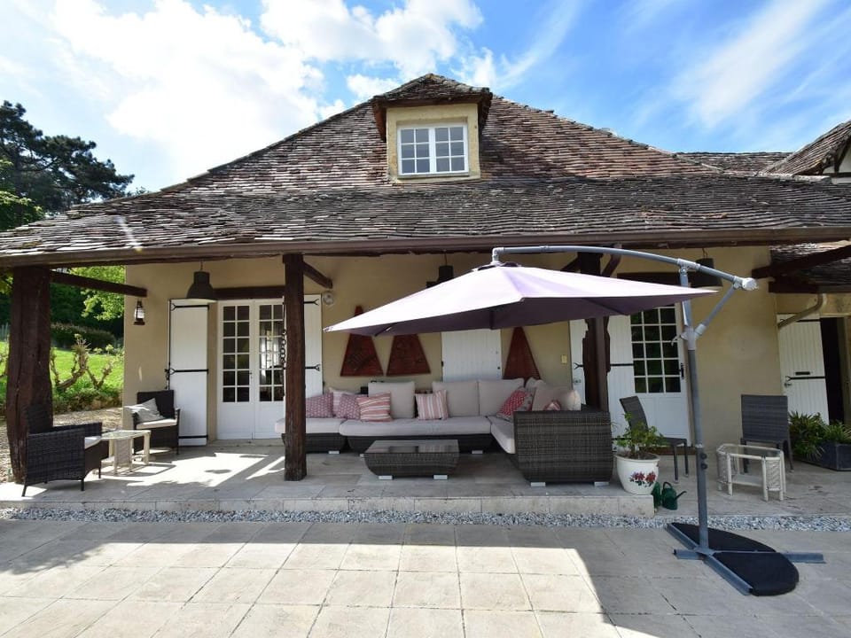 Nice home in Port-Sainte-Foy-et-Ponchapt w/  Vacation rental in Occitanie