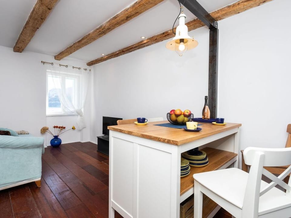 Adorable holiday home located near the beach ! Vacation rental in Lika-Senj County