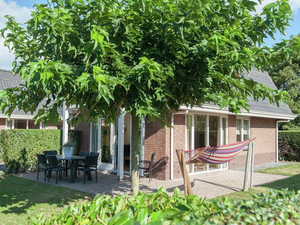 Holiday Home near Dutch Coast  Forest Vacation rental in Noordwijkerhout