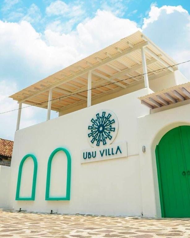 Ubu Villa Gito Gati - 4 Bedrooms Villa in Jogja Villa in Special Region of Yogyakarta