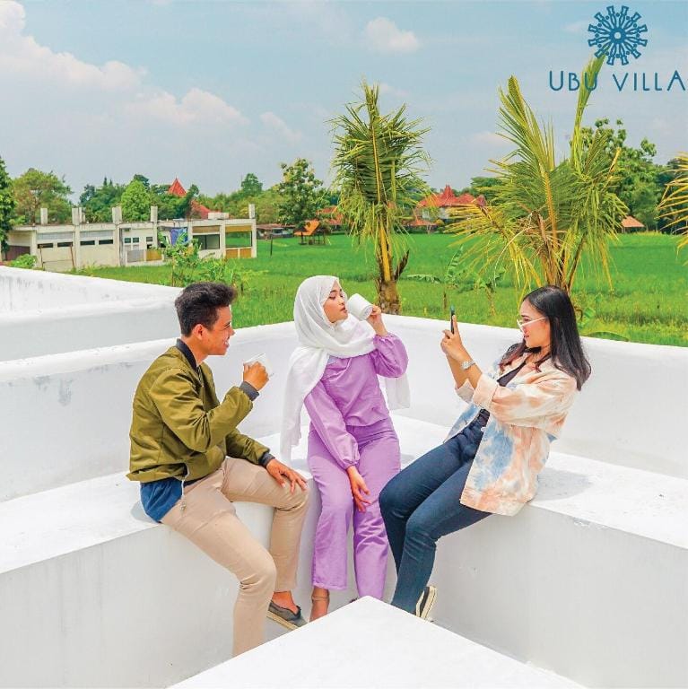 Ubu Villa Gito Gati - 4 Bedrooms Villa in Jogja Villa in Special Region of Yogyakarta