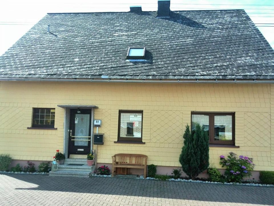 Cozy Apartment with Private Garden in Nisterau Apartment in Rhineland-Palatinate