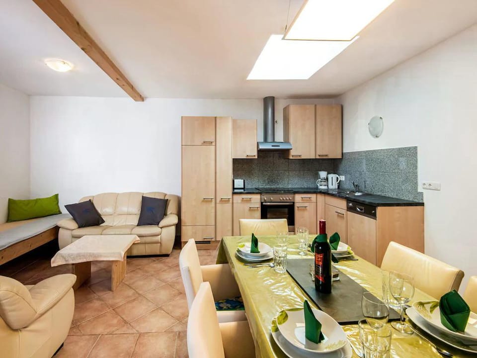 Apartment in Aschau near Kaltenbach Ski Lift Apartment in Tyrol
