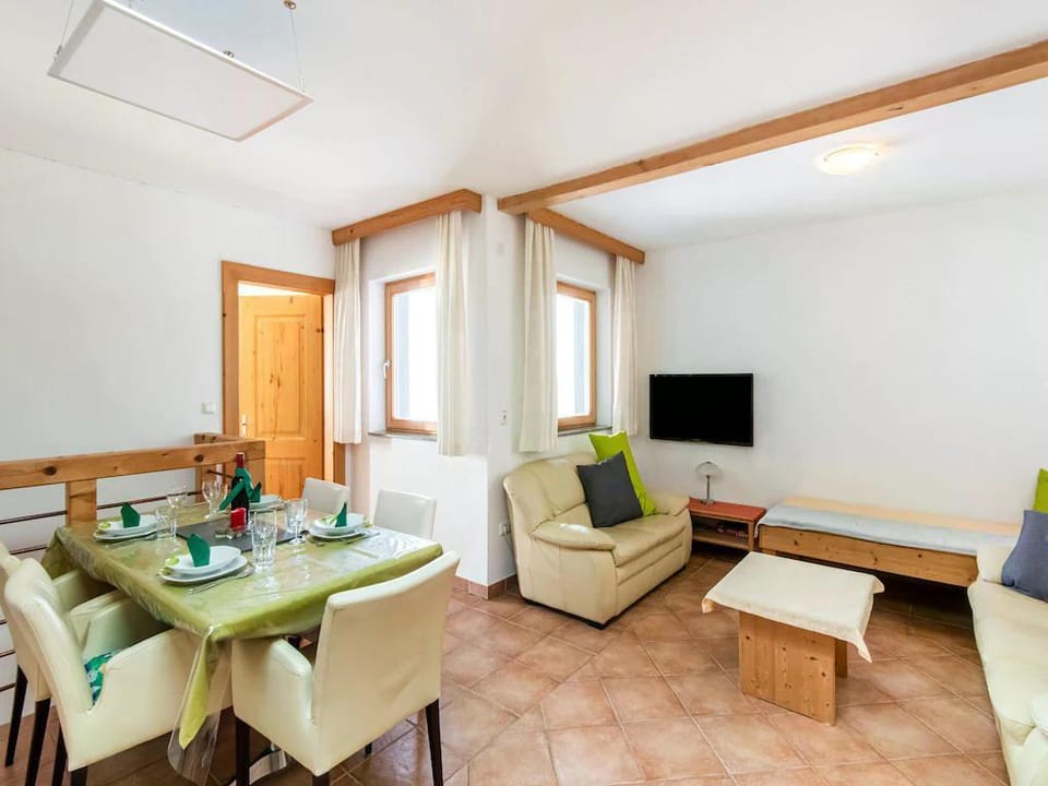 Apartment in Aschau near Kaltenbach Ski Lift Apartment in Tyrol
