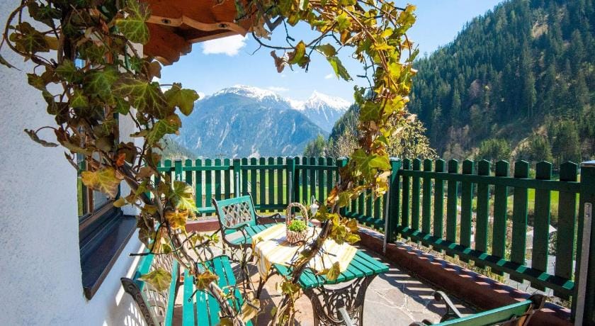 Apartment in Mayrhofen near Penkenbahn Cable Car Apartment in Tyrol