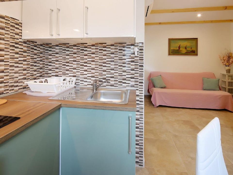 Apartment in Silo with Sea View Balcony Apartment in Primorje-Gorski Kotar County
