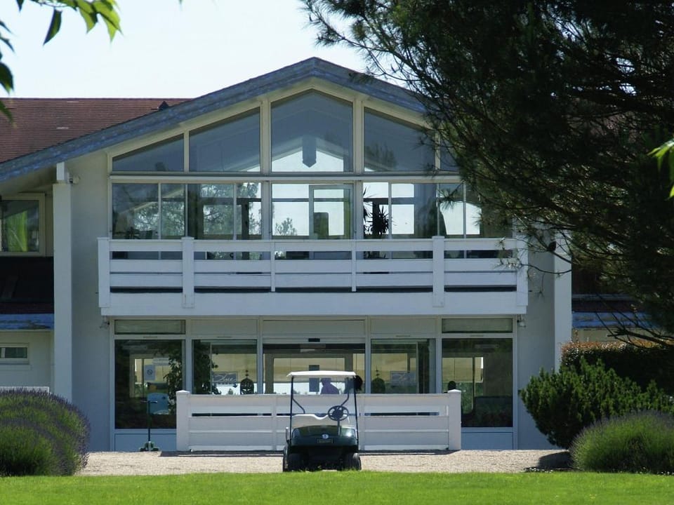 Beautiful home in Gujan Mestras w/  Vacation rental in Gujan-Mestras