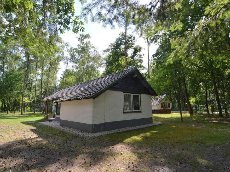 Holiday Home in Stramproy near Nature Reserve Vacation rental in Limburg (province)