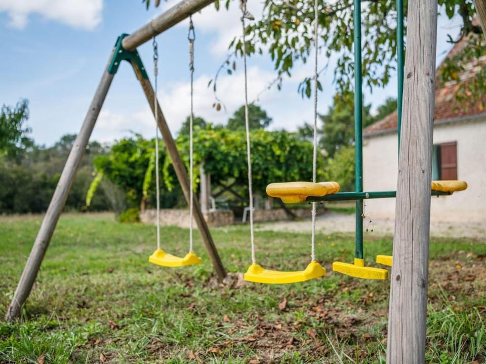 Tranquil Escape in Cendrieux Vacation rental in Occitanie