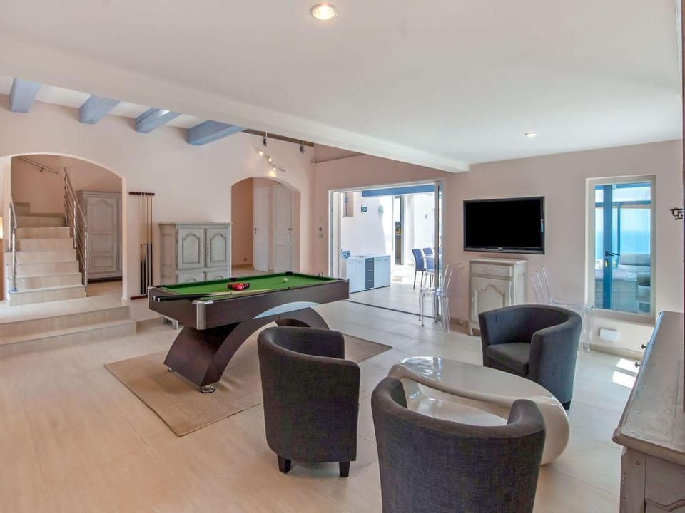 Luxurious Villa in Les Issambres with swimming pool and Sauna Vacation rental in Roquebrune-sur-Argens