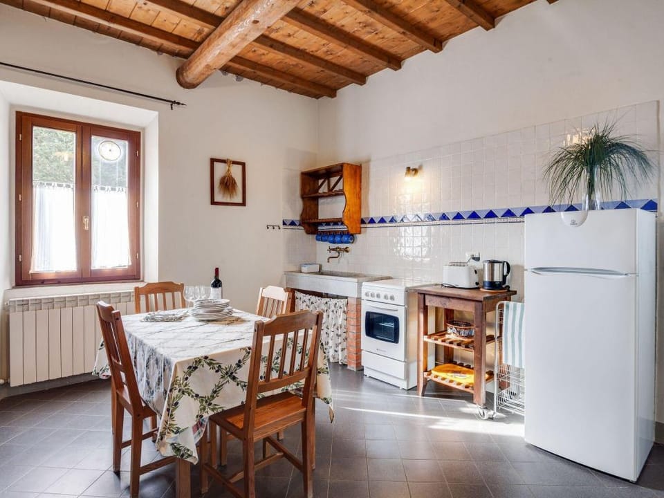 Rustic Getaway in Tuscan Hills Vacation rental in Tuscany