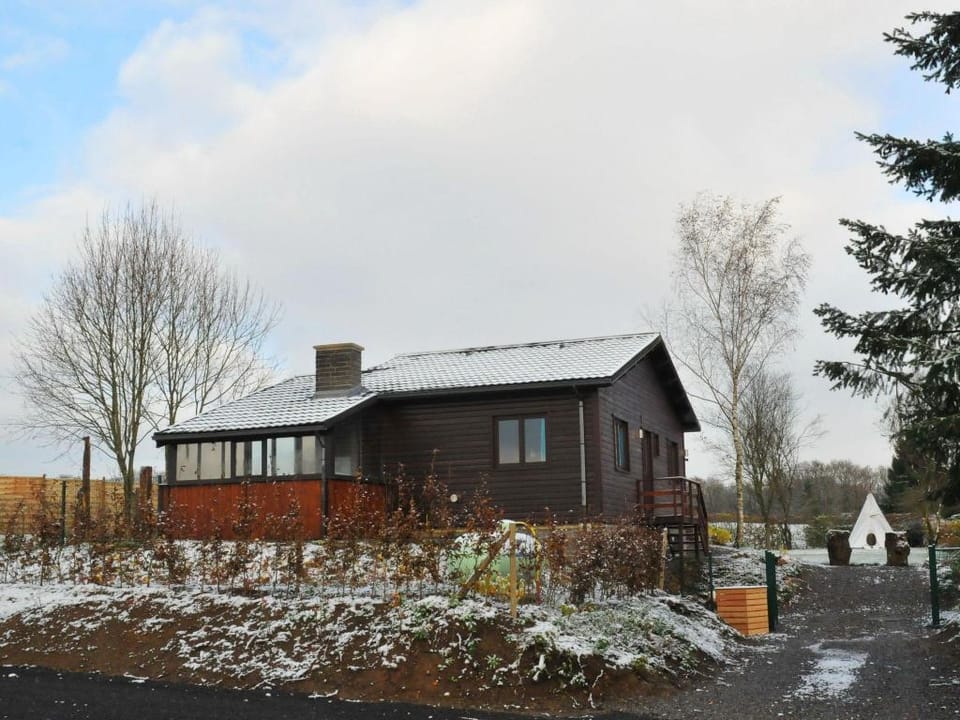 Chalet in Durbuy with Jacuzzi  Garden Vacation rental in Wallonia, Belgium