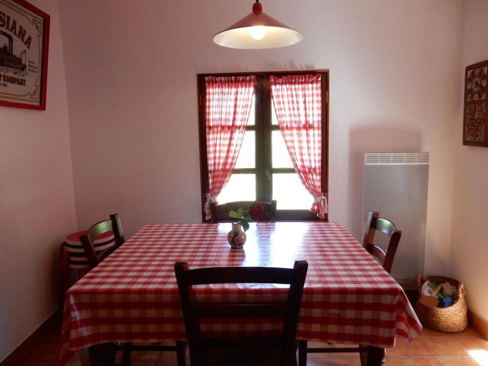 Escape in Saint-Julien-du-Gua Vacation rental in Provence-Alpes-Côte d'Azur