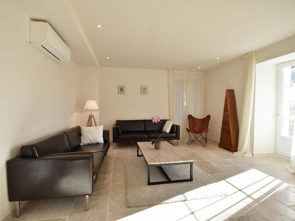 Peaceful Retreat in Villeseque Apartment in Occitanie