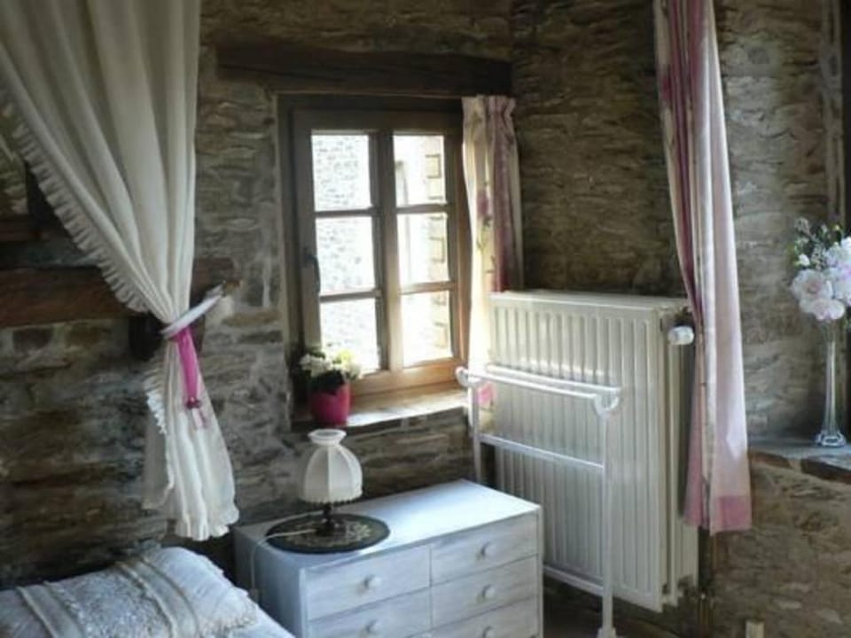 Forest Hideaway, Baillamont Vacation rental in Wallonia, Belgium
